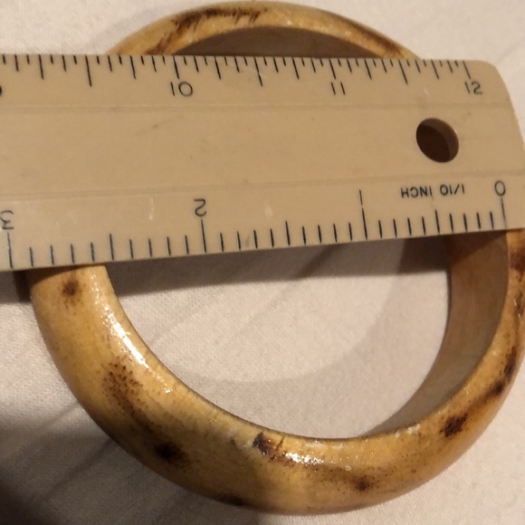 NWOT 2-Wooden bangle bracelets - Picture 5 of 5